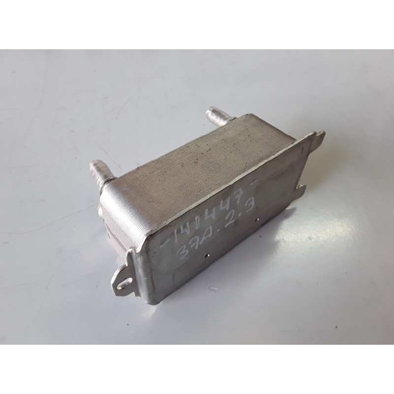 Recambio de enfriador aceite motor para jaguar f-pace 204dtd referencia OEM IAM X6003001/310188/5306820/AW837A095AA  
