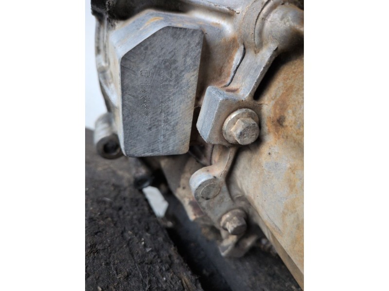 Recambio de caja cambios para peugeot 206 kfw referencia OEM IAM 20CF09  