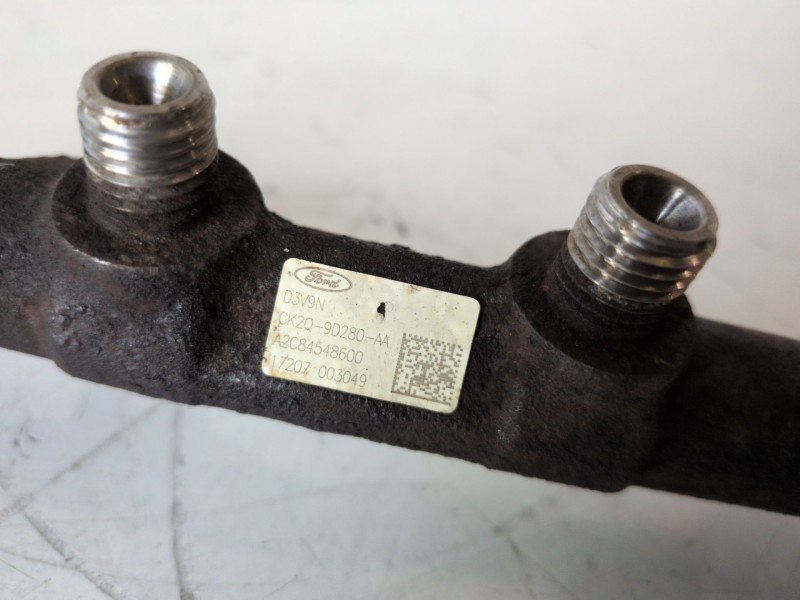 Recambio de rampa inyectora para ford transit/tourneo custom combi (ttf) ymf6 referencia OEM IAM GK2Q9D280AA  