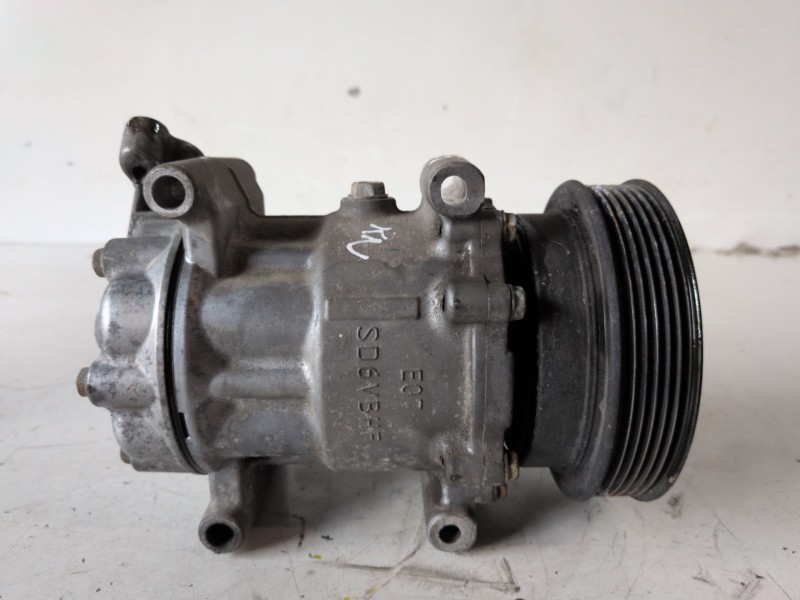 Recambio de rampa inyectora para fiat ii bravo (198) 198a3000 referencia OEM IAM 0445214192  