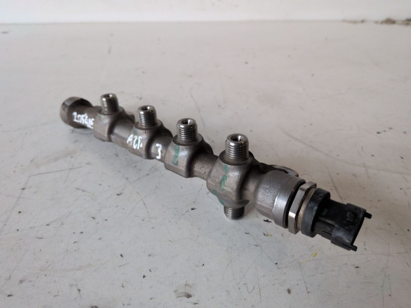 Recambio de rampa inyectora para fiat ii bravo (198) 198a3000 referencia OEM IAM 0445214192  