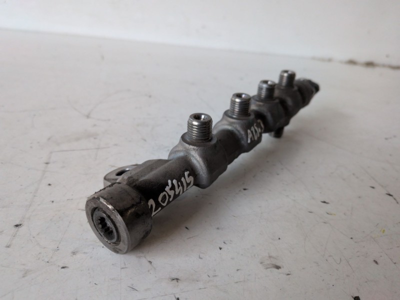 Recambio de rampa inyectora para fiat ii bravo (198) 198a3000 referencia OEM IAM 0445214192  