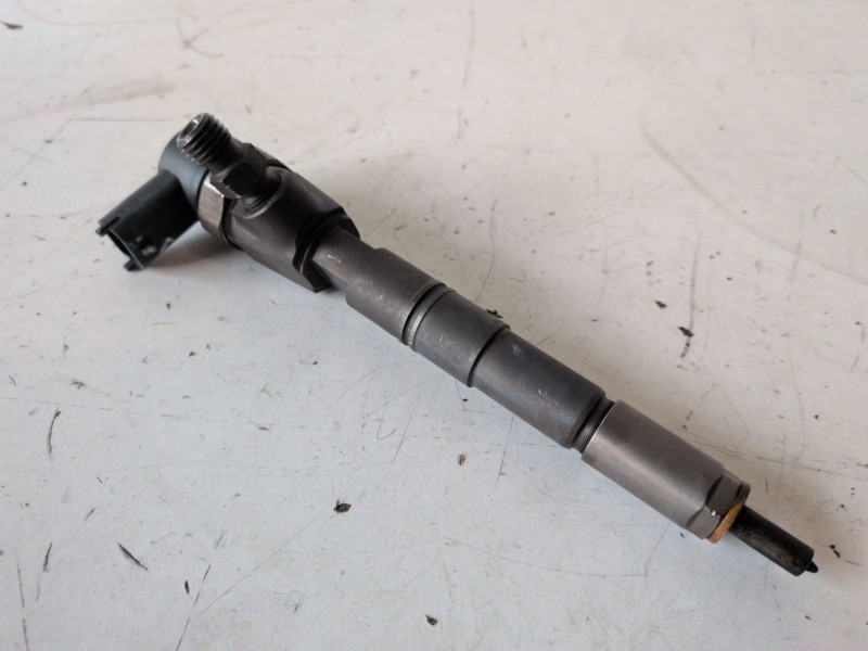 Recambio de inyector para fiat ii bravo (198) 198a3000 referencia OEM IAM 0445110300  