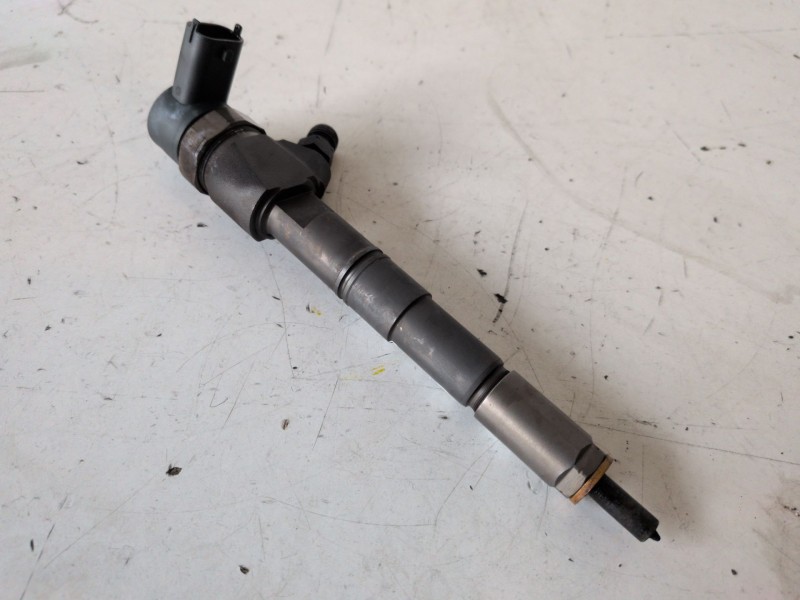 Recambio de inyector para fiat ii bravo (198) 198a3000 referencia OEM IAM 0445110300  