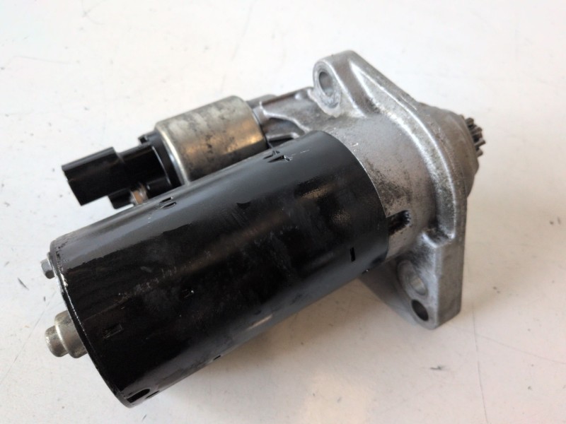 Recambio de motor arranque para volkswagen caddy (2c)(08.2010) caye referencia OEM IAM 02Z911023N  