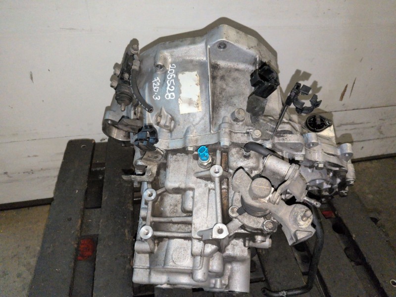 Recambio de caja cambios para nissan primera berlina (p12) yd22 referencia OEM IAM   