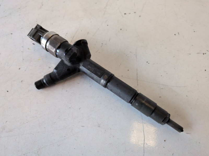 Recambio de inyector para nissan primera berlina (p12) yd22 referencia OEM IAM   
