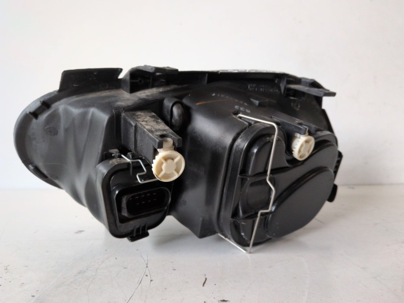 Recambio de faro derecho para volkswagen golf iv berlina (1j1)(10.1997) alh referencia OEM IAM   