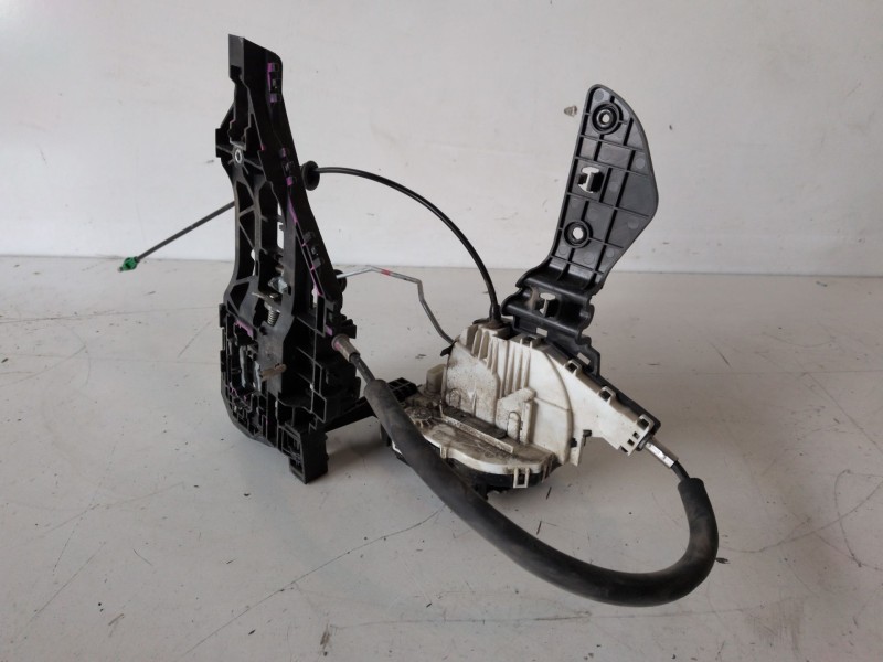 Recambio de cerradura puerta delantera derecha para fiat freemont (345) 939b5000 referencia OEM IAM   