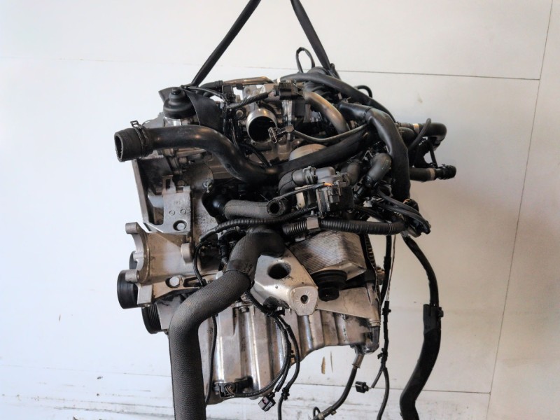 Recambio de motor completo para audi a4 avant (8k5) caga referencia OEM IAM CAGA  