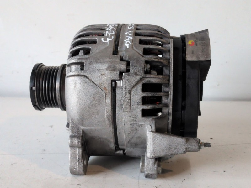 Recambio de alternador para audi a4 avant (8k5) caga referencia OEM IAM 0986081340  