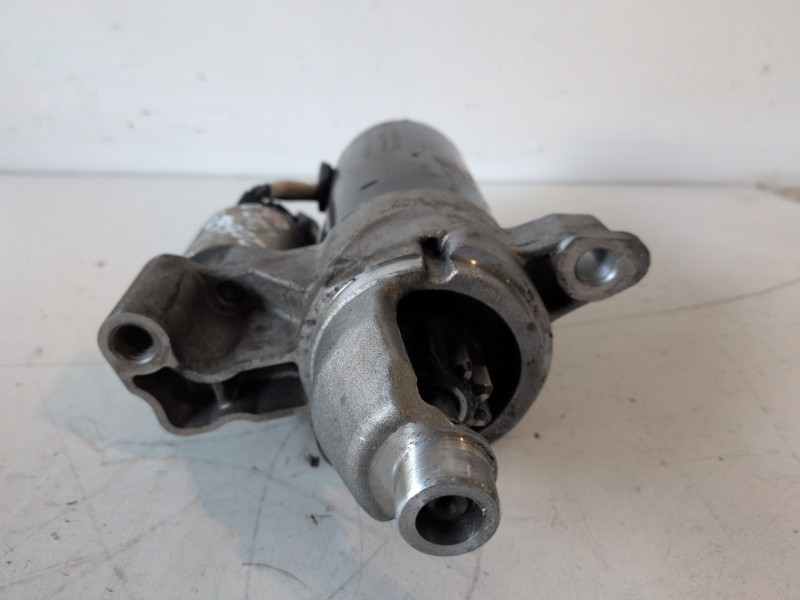 Recambio de motor arranque para audi a4 avant (8k5) caga referencia OEM IAM 0001115082  