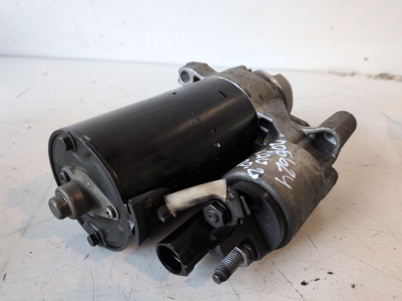 Recambio de motor arranque para audi a4 avant (8k5) caga referencia OEM IAM 0001115082  