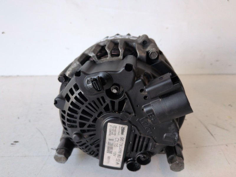 Recambio de alternador para citroen c3 picasso 9h06 referencia OEM IAM 9678048880  