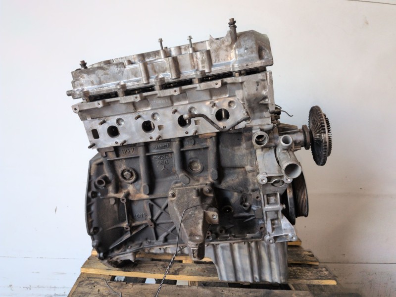 Recambio de motor completo para mercedes-benz vito mixto 4x4 (639) 646980 referencia OEM IAM 646980  