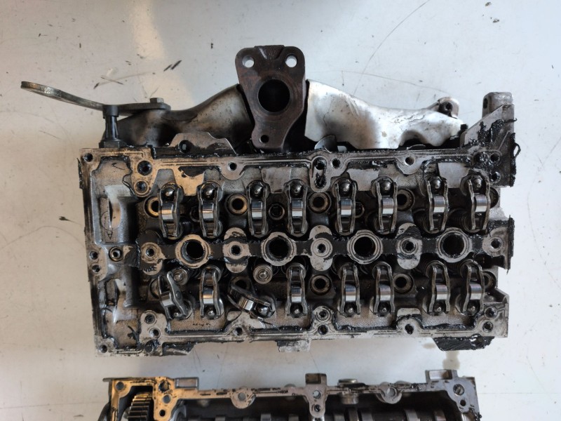Recambio de culata para opel corsa d a13dtc referencia OEM IAM 55266825  