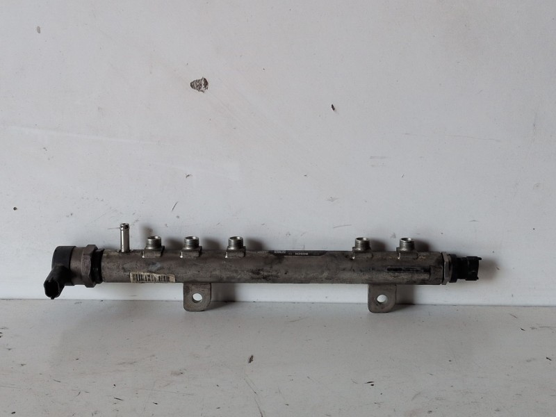 Recambio de rampa inyectora para fiat i doblò cargo 199a2000 referencia OEM IAM 0445214086  