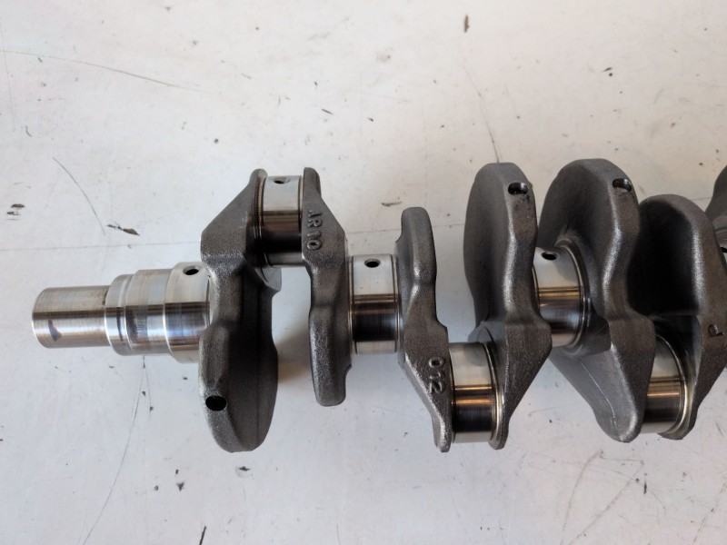Recambio de cigueñal para citroen c4 picasso 9hr / 9h05 referencia OEM IAM   
