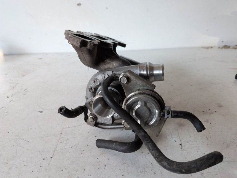 Recambio de turbocompresor para renault megane iii berlina 5p h5f400 referencia OEM IAM 8201165362  