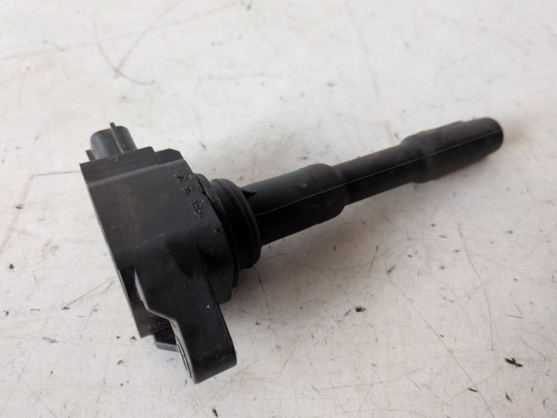Recambio de bobina encendido para renault megane iii berlina 5p h5f400 referencia OEM IAM 224332428R  