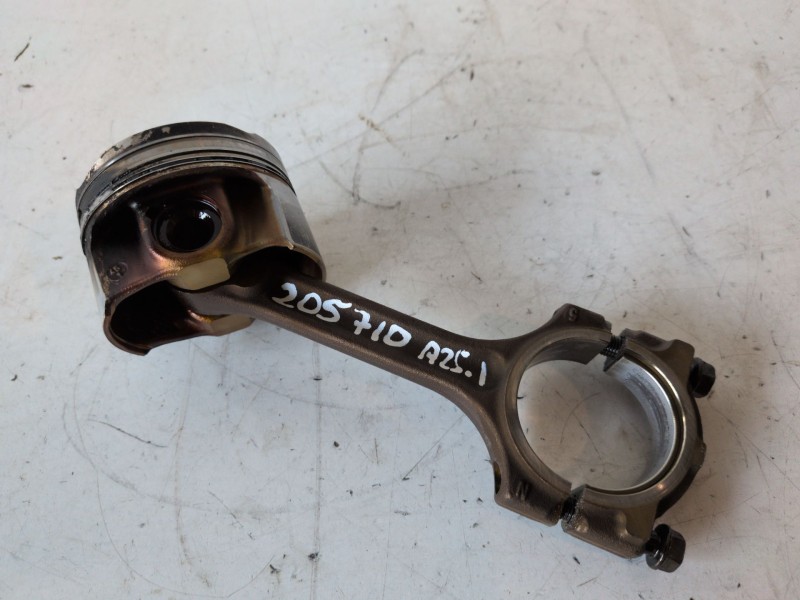 Recambio de piston para renault megane iii berlina 5p h5f400 referencia OEM IAM   