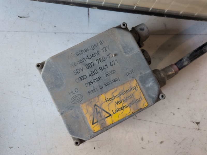 Recambio de faro izquierdo para audi a3 (8l) asz referencia OEM IAM   