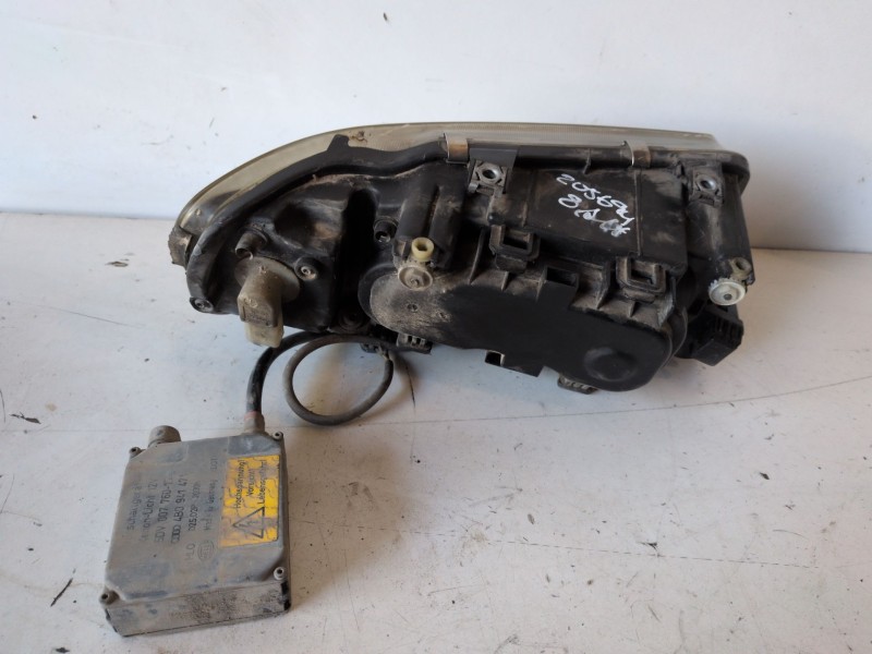 Recambio de faro izquierdo para audi a3 (8l) asz referencia OEM IAM   