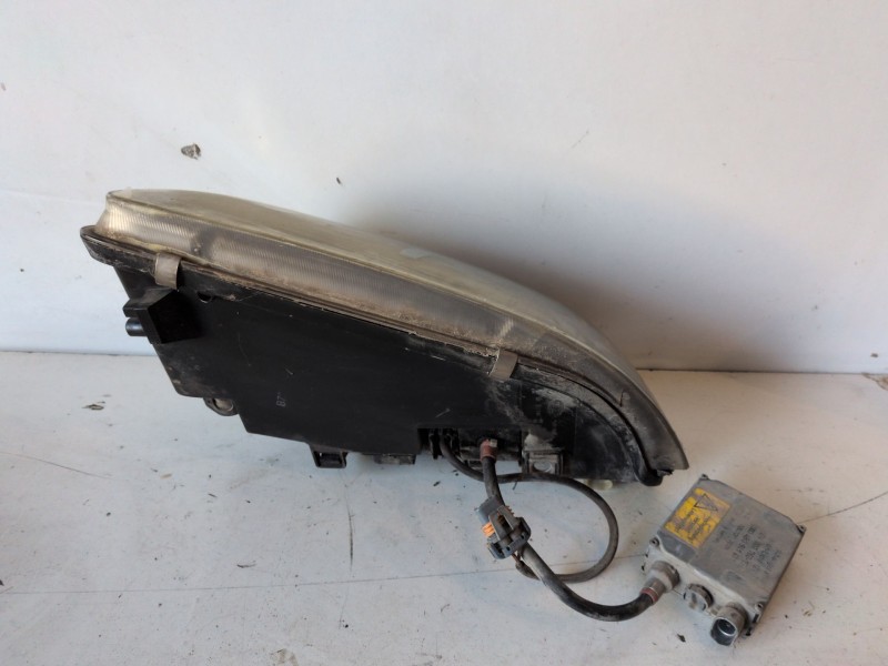 Recambio de faro izquierdo para audi a3 (8l) asz referencia OEM IAM   