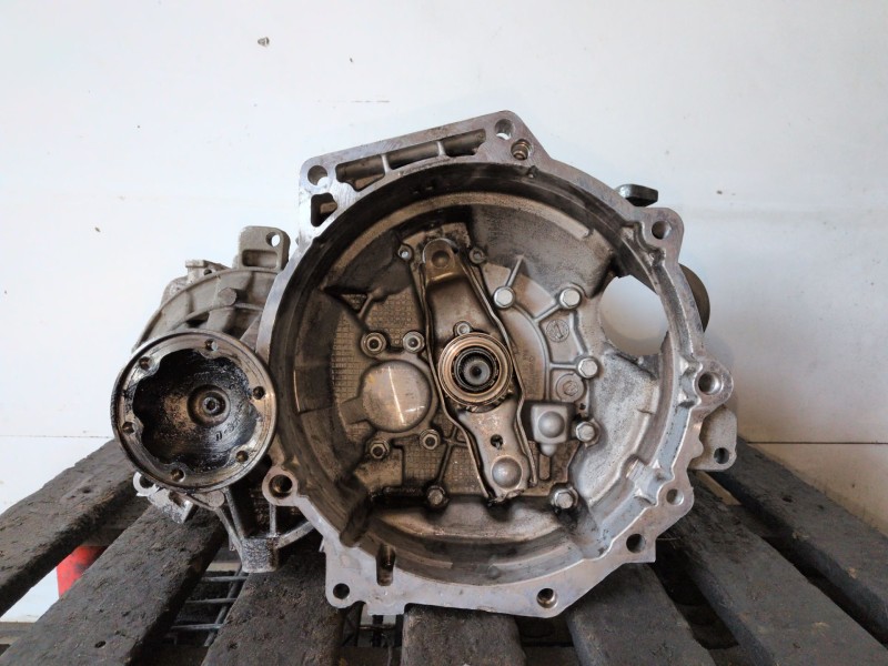 Recambio de caja cambios para seat leon (1p1) bxe referencia OEM IAM JCR  