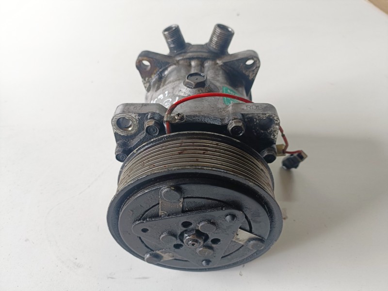 Recambio de compresor aire acondicionado para renault trafic ii furgón m9r780 referencia OEM IAM S8230  