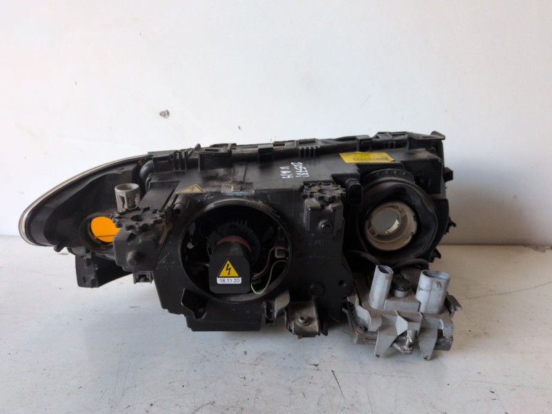 Recambio de faro izquierdo para bmw serie 3 berlina (e46) m47204d1 referencia OEM IAM 0301177271  