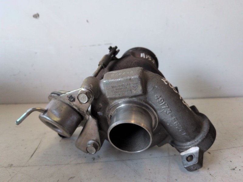 Recambio de turbocompresor para peugeot 207 9hx referencia OEM IAM 9682861380  