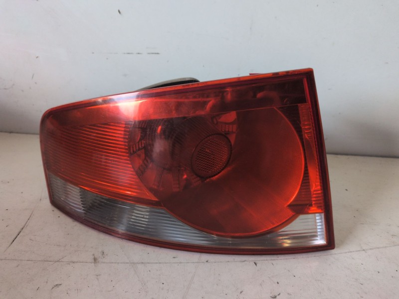 Recambio de piloto trasero izquierdo para seat altea xl (5p5) cay referencia OEM IAM 5P8945095A  