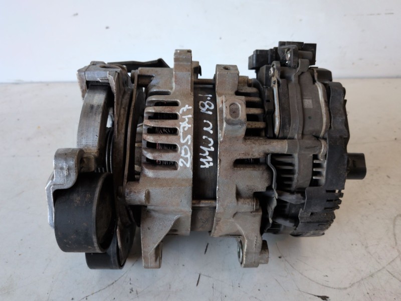 Recambio de alternador para hyundai i30 fastback (pd) g3lf referencia OEM IAM 3630007000  