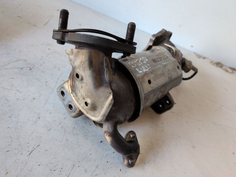 Recambio de catalizador para hyundai i30 fastback (pd) g3lf referencia OEM IAM 20G20A2005  