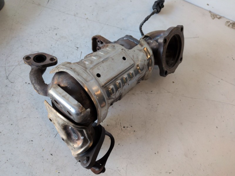 Recambio de catalizador para hyundai i30 fastback (pd) g3lf referencia OEM IAM 20G20A2005  