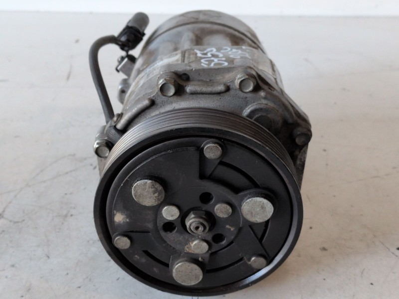Recambio de compresor aire acondicionado para audi a3 (8l) asz referencia OEM IAM 8FK351125751  