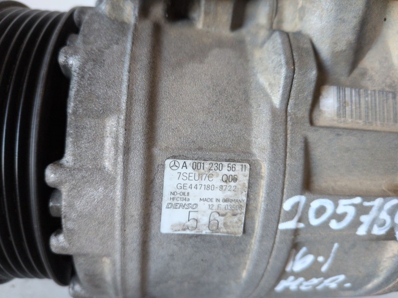 Recambio de compresor aire acondicionado para mercedes-benz clase c (bm 203) berlina 646963 referencia OEM IAM A0012305611  
