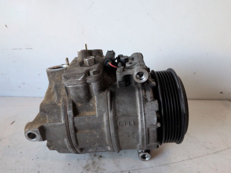 Recambio de compresor aire acondicionado para mercedes-benz clase c (bm 203) berlina 646963 referencia OEM IAM A0012305611  
