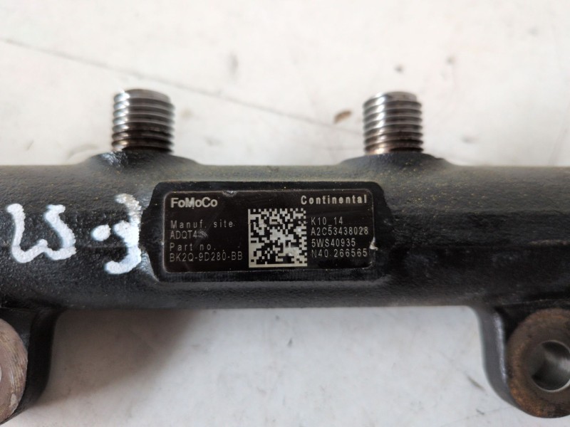 Recambio de rampa inyectora para ford ranger (tke) qj2r referencia OEM IAM A2C53438028  