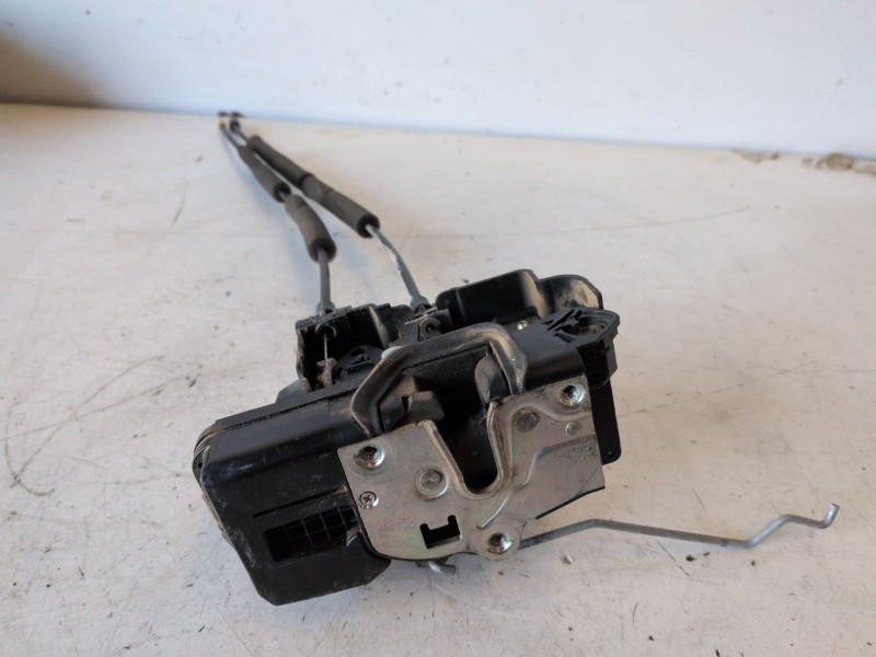 Recambio de cerradura puerta delantera izquierda para chevrolet captiva z22d1 referencia OEM IAM   