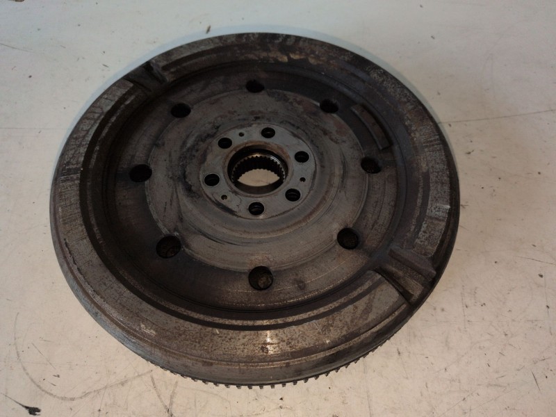 Recambio de volante motor para seat altea (5p1) bkd referencia OEM IAM   