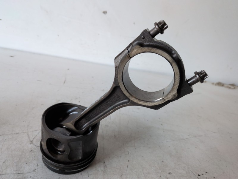 Recambio de piston para ford ranger (tke) qj2r referencia OEM IAM   