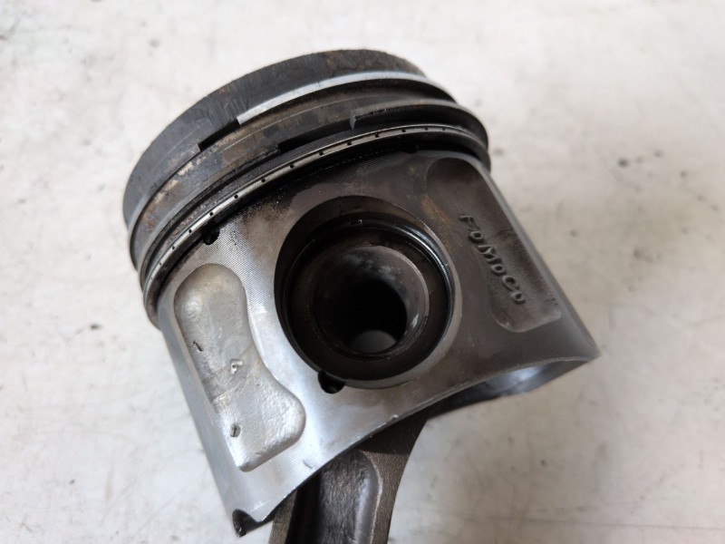 Recambio de piston para ford ranger (tke) qj2r referencia OEM IAM   