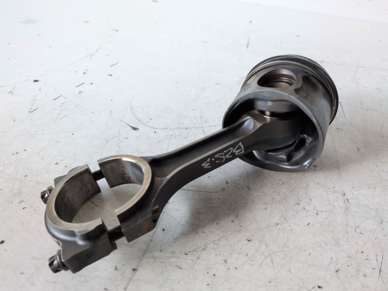 Recambio de piston para ford ranger (tke) qj2r referencia OEM IAM   