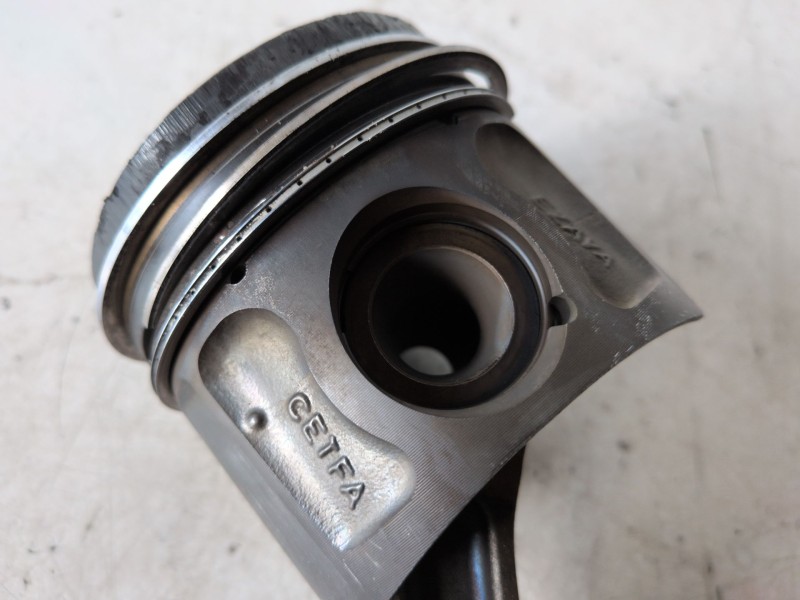 Recambio de piston para ford ranger (tke) qj2r referencia OEM IAM   