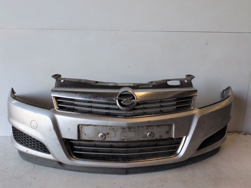 Recambio de paragolpes delantero para opel astra h berlina z17dth referencia OEM IAM   