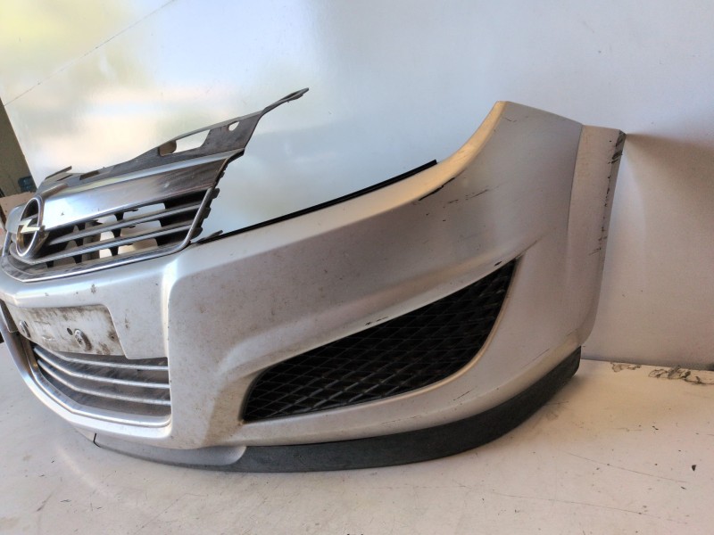 Recambio de paragolpes delantero para opel astra h berlina z17dth referencia OEM IAM   