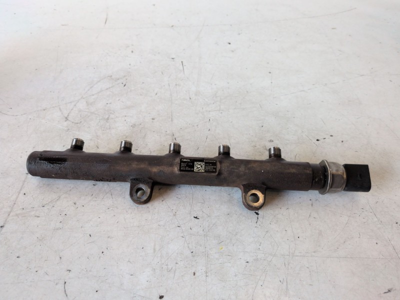 Recambio de rampa inyectora para citroen jumper furgón gran volumen 4h03 referencia OEM IAM BK2Q9D280AB  