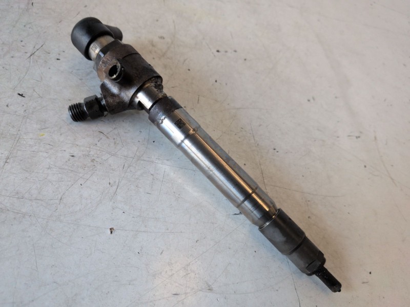 Recambio de inyector para citroen jumper furgón gran volumen 4h03 referencia OEM IAM BK2Q9K546AG  